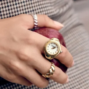 LOVILDS WATCH RING — A TIMELESS STATEMENT
