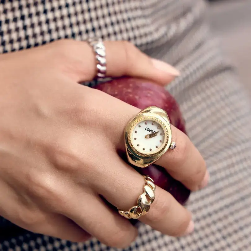 LOVILDS WATCH RING — A TIMELESS STATEMENT