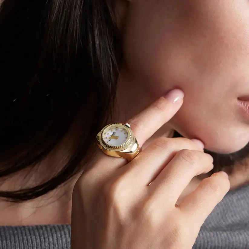 LOVILDS WATCH RING — A TIMELESS STATEMENT